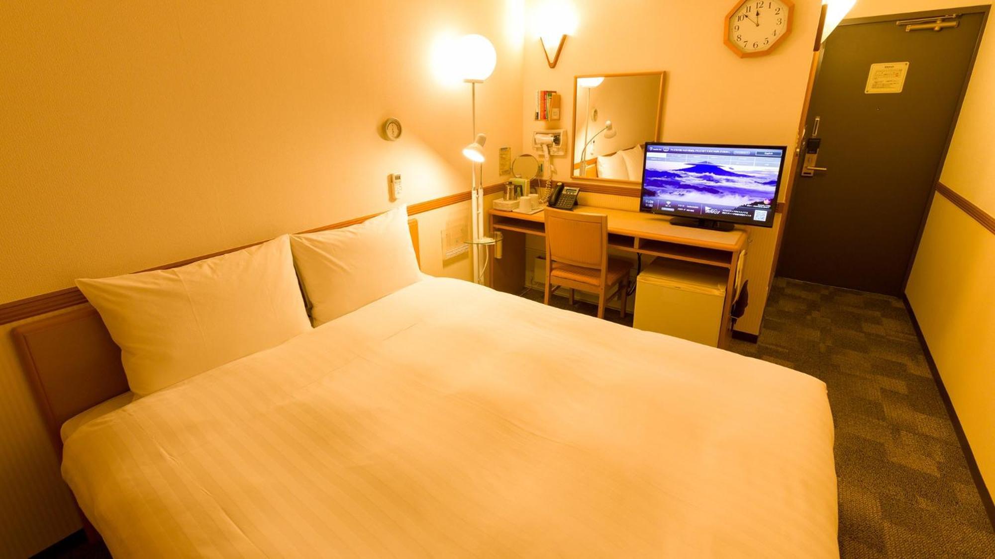 Toyoko Inn Shin-Yatsushiro Ekimae Номер фото