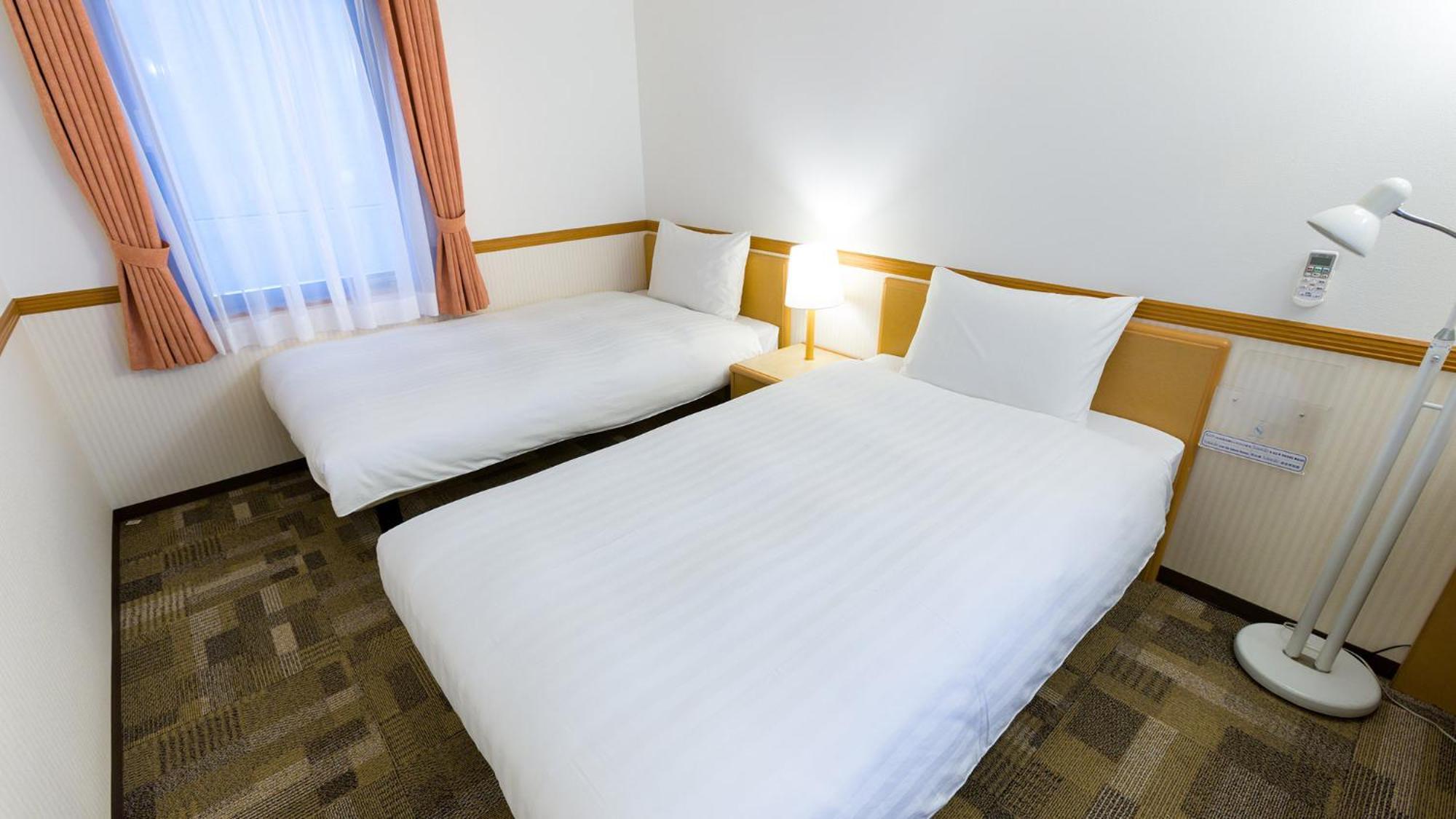 Toyoko Inn Shin-Yatsushiro Ekimae Номер фото